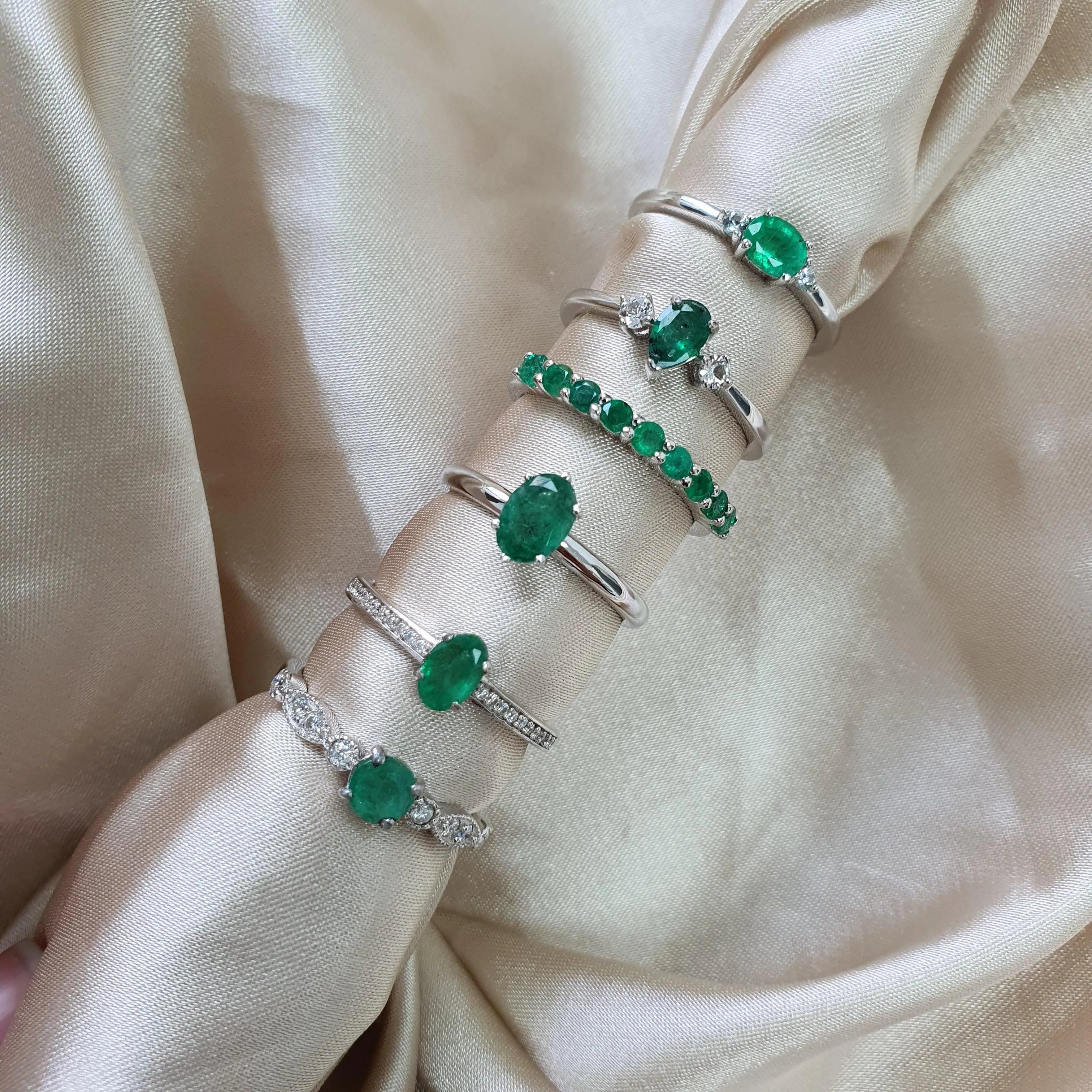 Emerald Gemstone: Tips on Selecting the Perfect Emerald Ring - FineColorJewels
