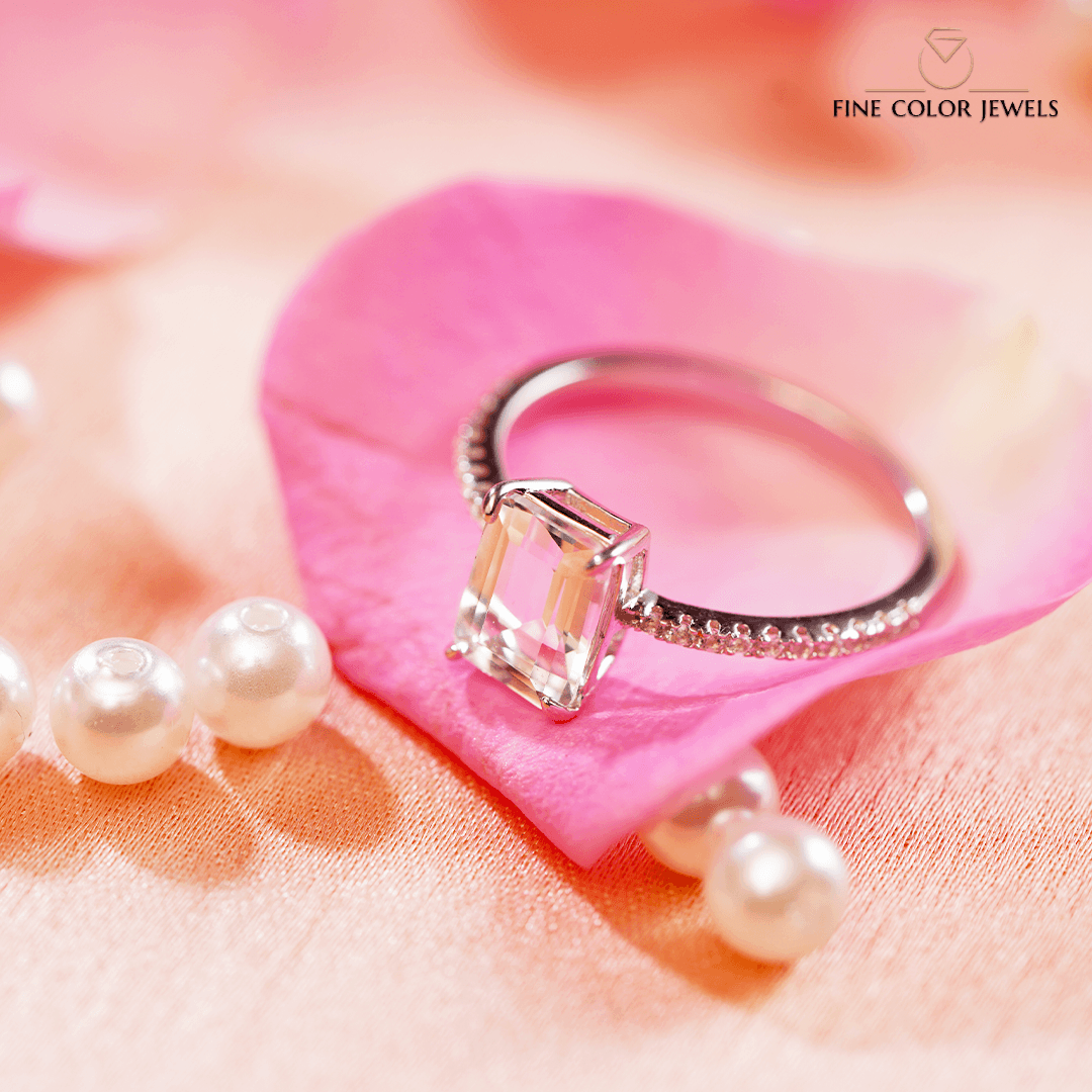 5 Reasons Why You Should Buy A Gift for Her/Him This Valentine's Day - Fine Color Jewels Fashion, Gemstones, Jewellery