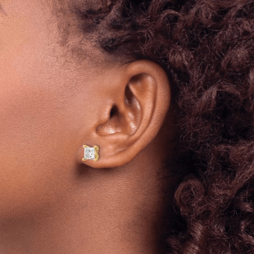 diamond solitaire, affordable diamond earrings, lab grown diamond, stunning studs