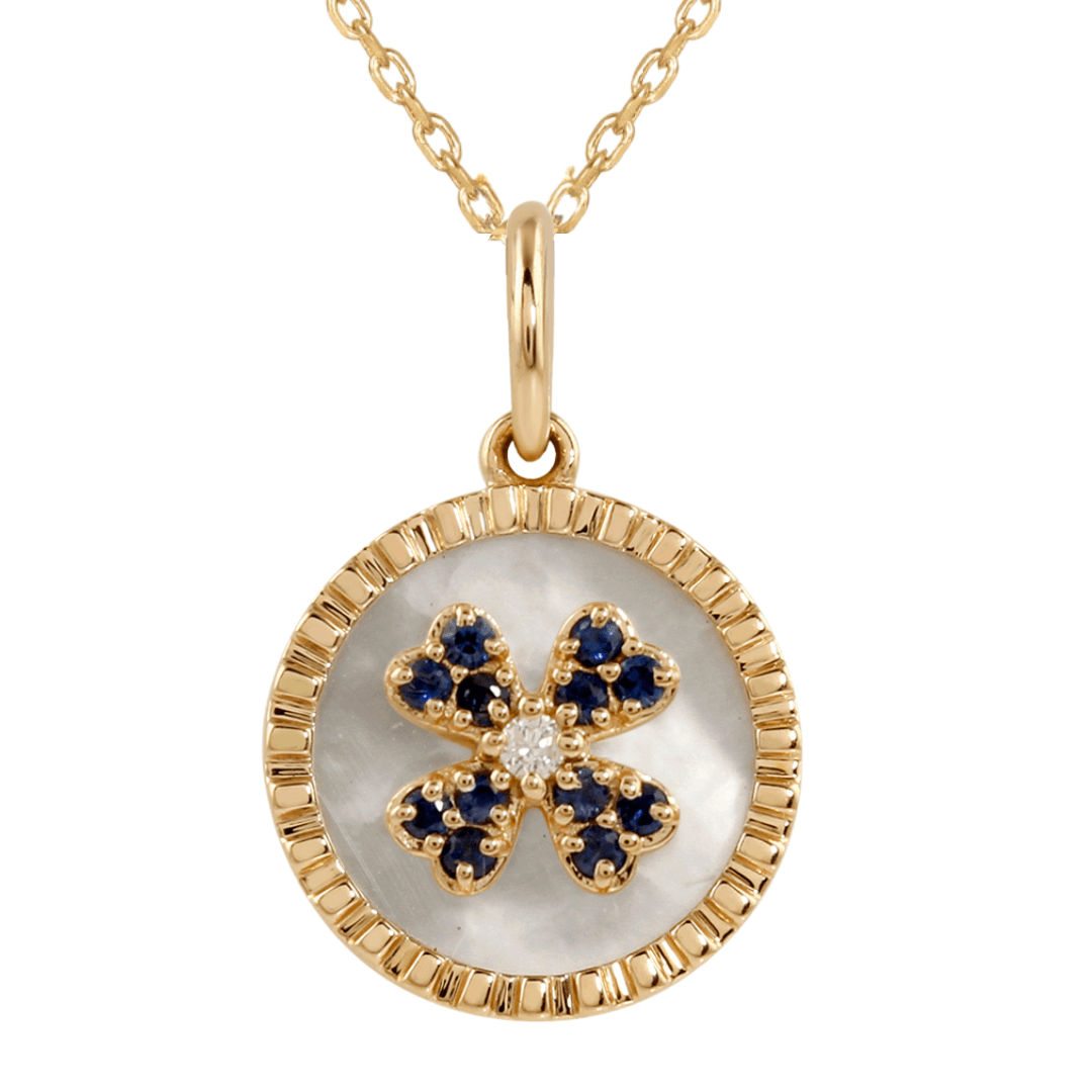 Collier avec pendentif en nacre et saphir en forme de trèfle
