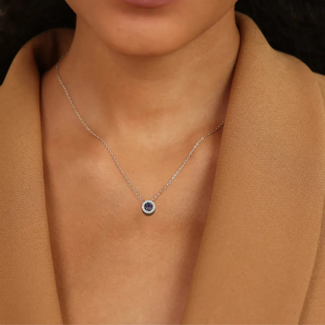 Collar de piedra danzante de alejandrita creada