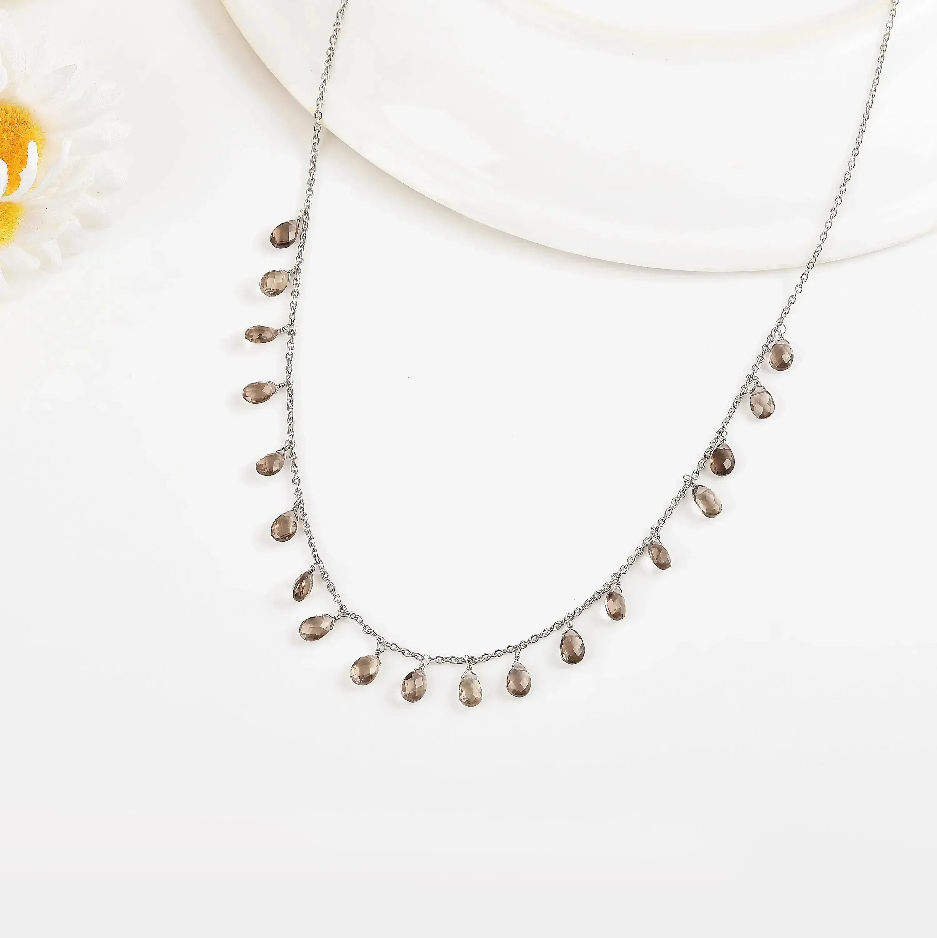 Collar de cuarzo ahumado en capas