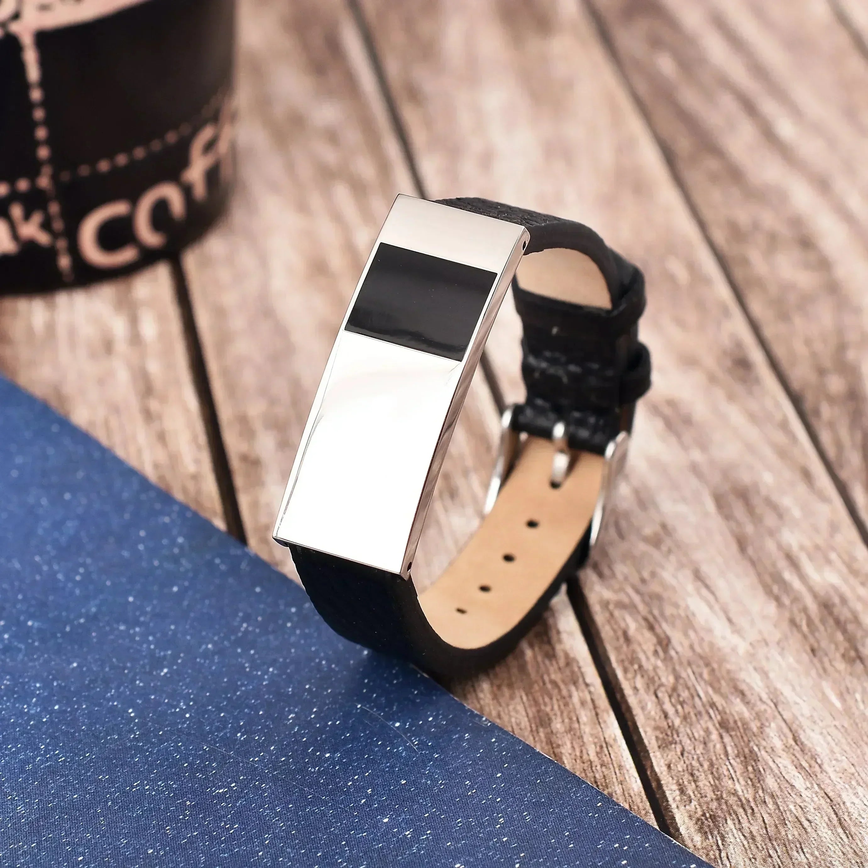 Pulsera de cuero negro genuino