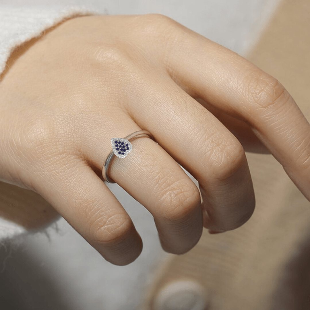 Classic Heart Ring
