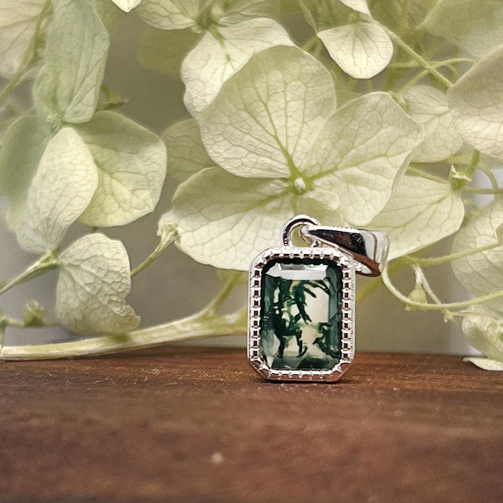 Photo of Green Moss Agate Pendant