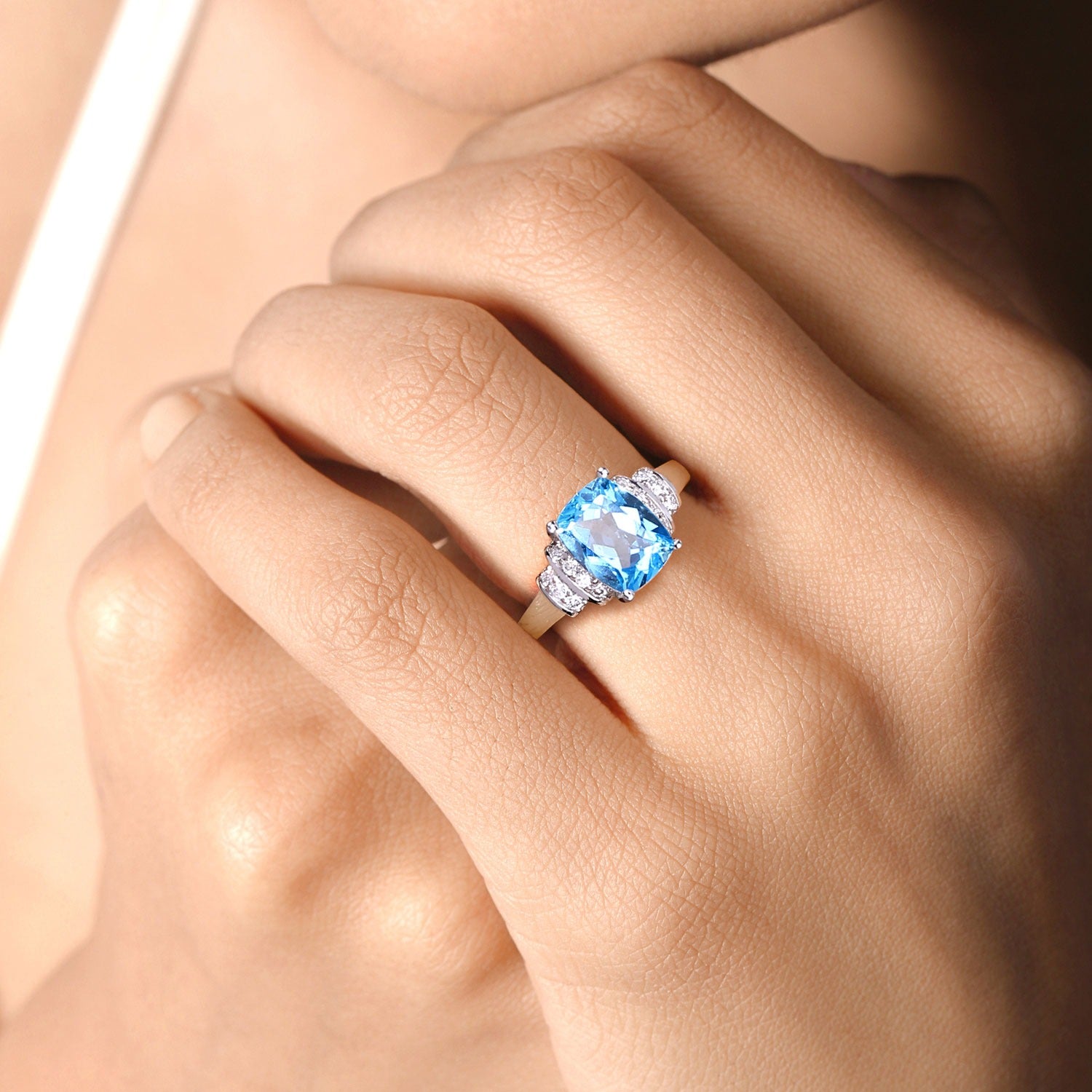 2.83 Ct Genuine Swiss Blue Topaz and Lab Diamond Silver Ring