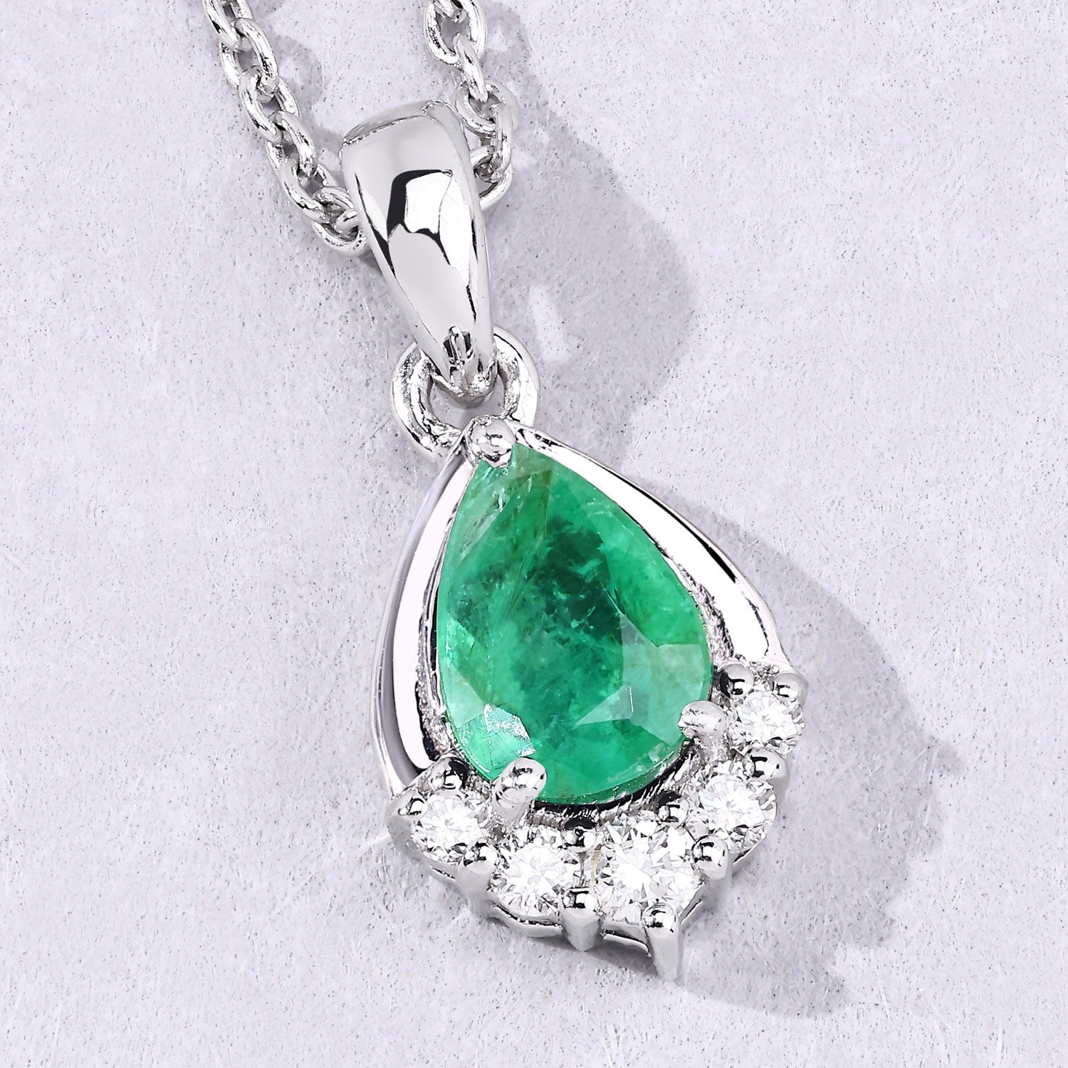 0.82 Ct Genuine Pear Shaped Zambian Emerald and Lab Diamond Silver Necklace