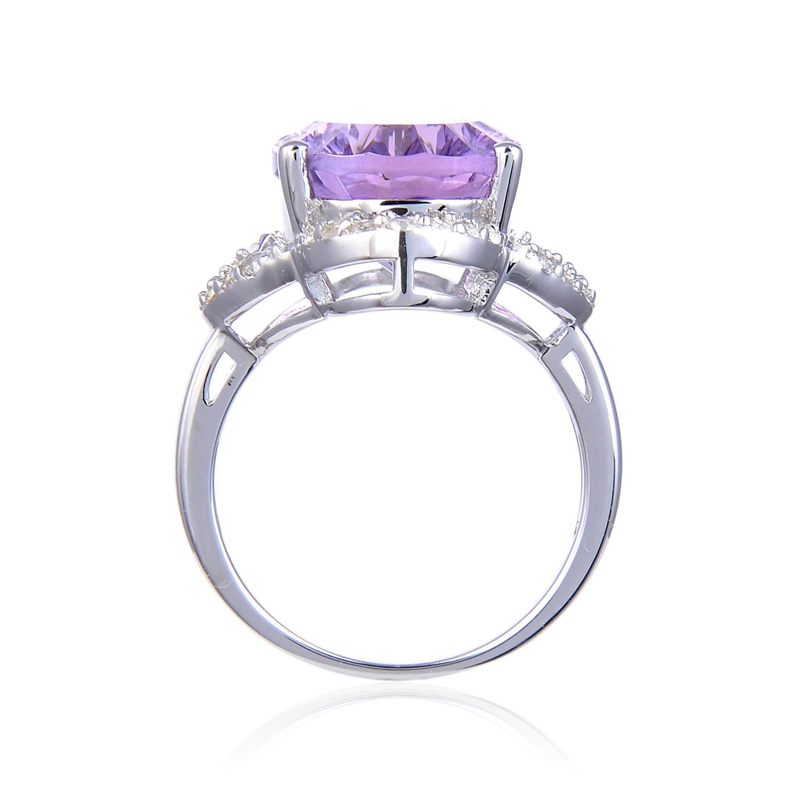 Sterling silver and amethyst ring, healing stone ring for women, chunky ring design, cocktail ring design, purple gemstone
