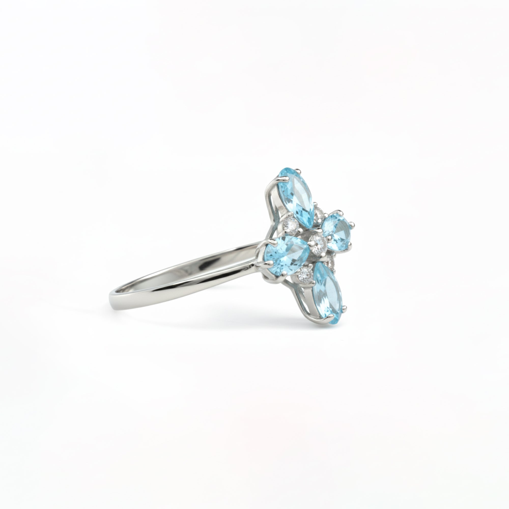 Natural Sky Blue Topaz Silver Leaf Clover Ring