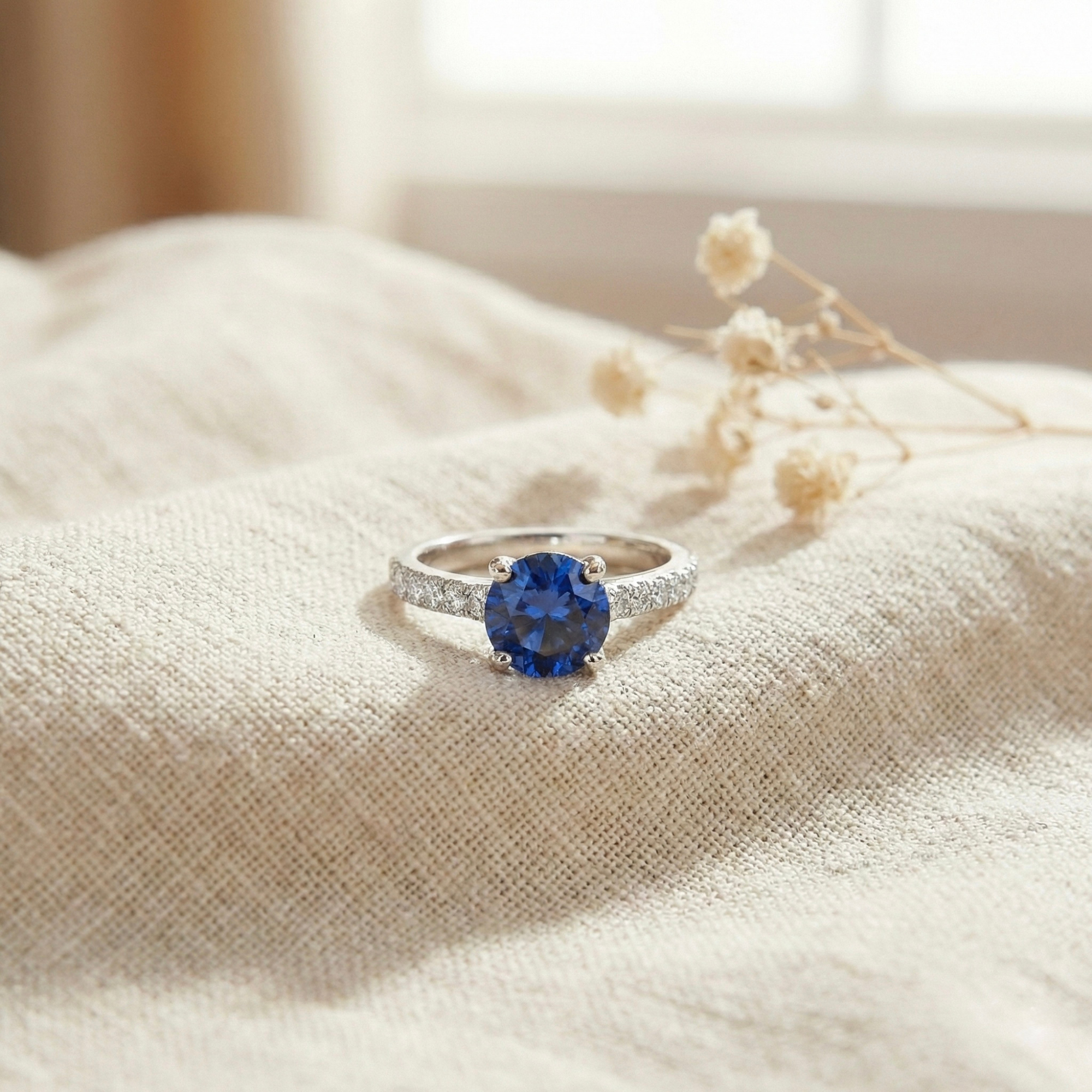 Ceylon Sapphire Round Solitare Ring