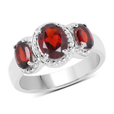 Natural 3 Stone Garnet Ring