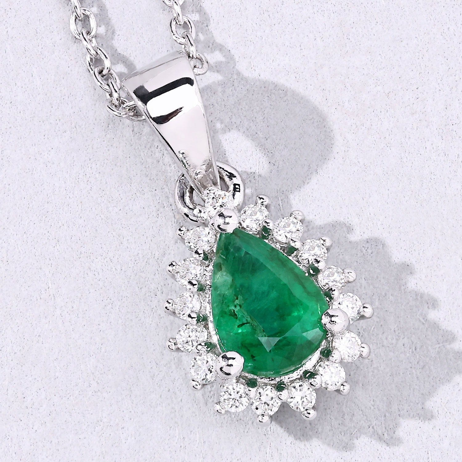 Genuine Zambian Emerald and Lab Grown Diamond 925 Silver Halo Necklace Fine Color Jewels