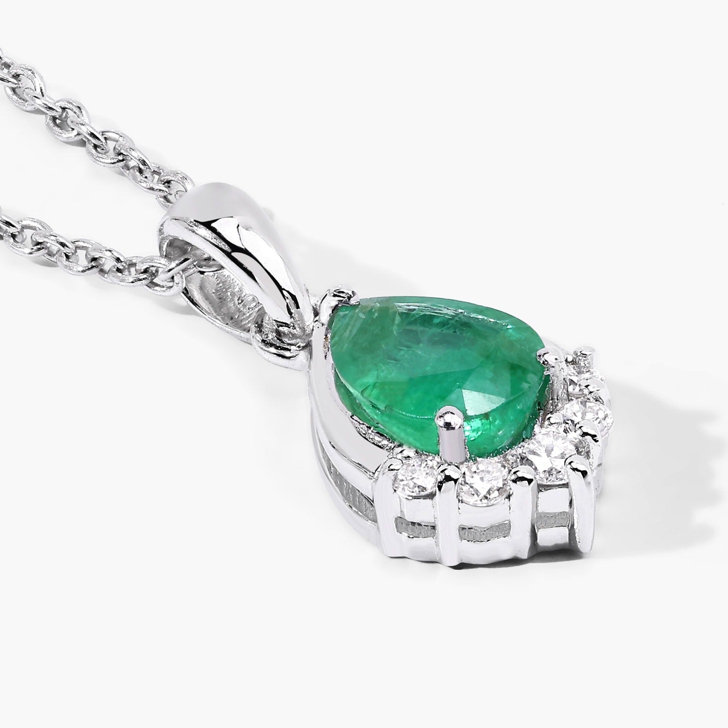 0.82 Ct Genuine Pear Shaped Zambian Emerald and Lab Diamond Silver Necklace