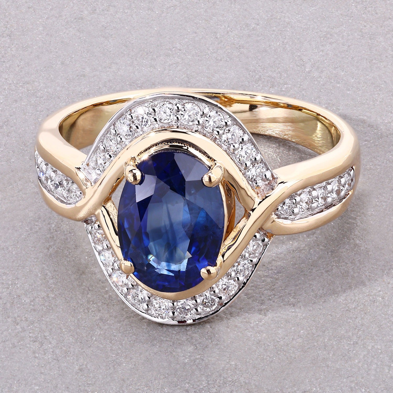 2.37 Ct Genuine Ceylon Blue Sapphire and Diamond 18K Yellow Gold Statement Ring