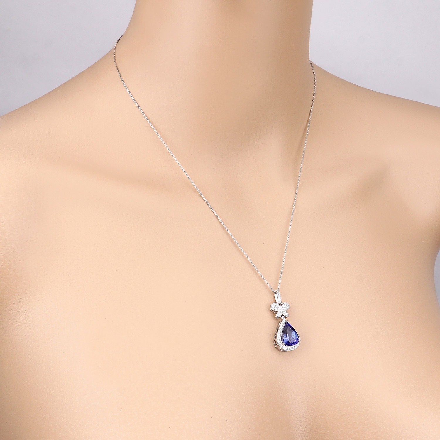 5.54 Ct Genuine Pear Tanzanite and Diamond 18K White Gold Statement Pendant