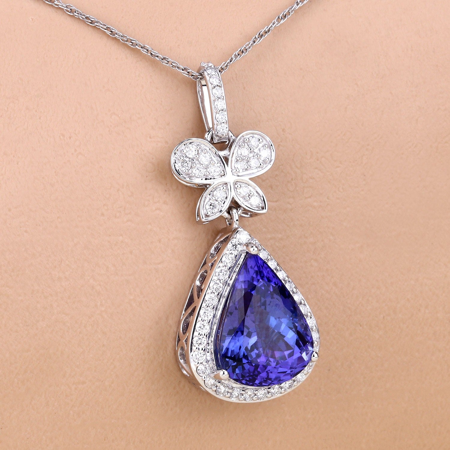 5.54 Ct Genuine Pear Tanzanite and Diamond 18K White Gold Statement Pendant